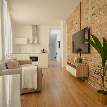 Villa Conde L'Hospitalet de Llobregat Luaran gambar